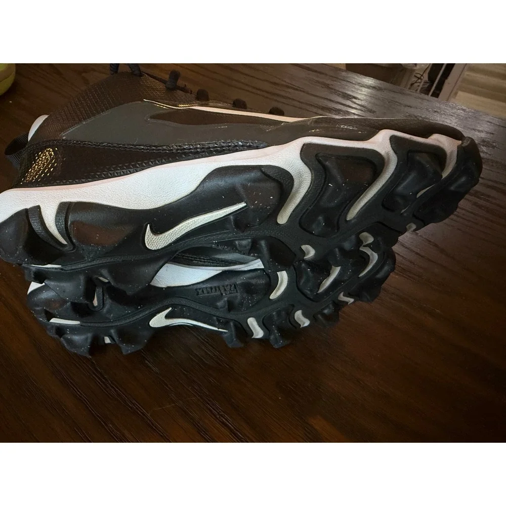 Nike size 5y